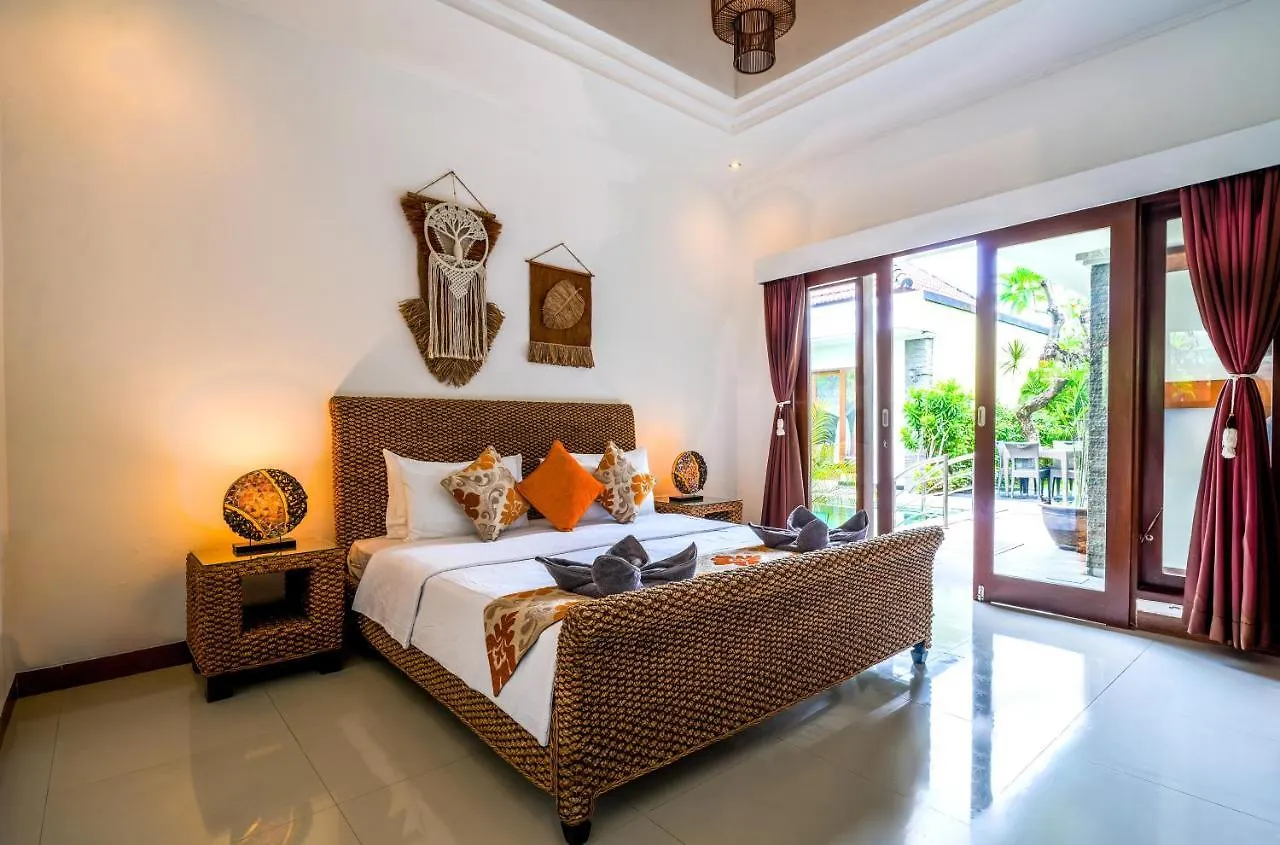 Villa Vino - Legian - 3 Bedroom - 3 Bathroom Villa - Great Location Seminyak 0*,