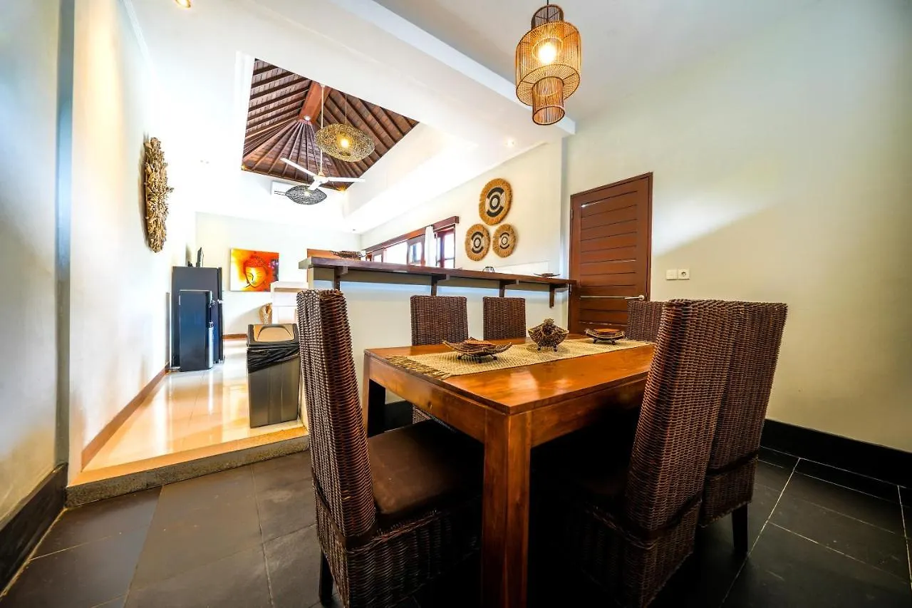 Villa Vino - Legian - 3 Bedroom - 3 Bathroom Villa - Great Location Seminyak Indonesia
